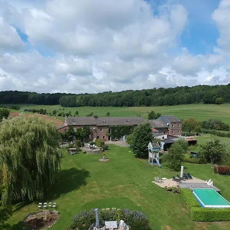 Hoeve Espewey - *